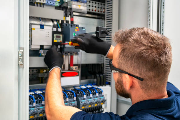 Best Electrical Contractors for Businesses  in Anamosa, IA