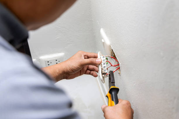 Best Residential Electrician Services  in Anamosa, IA